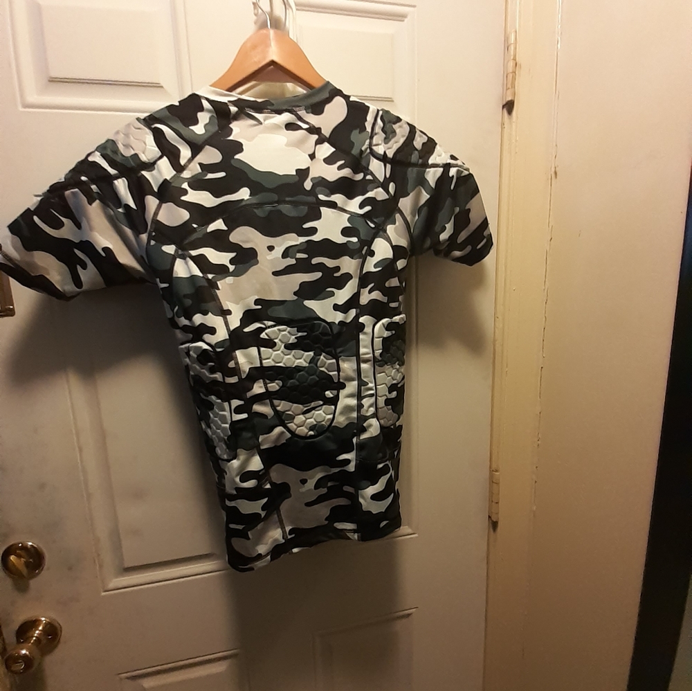 Men's padded compression protective shirt L